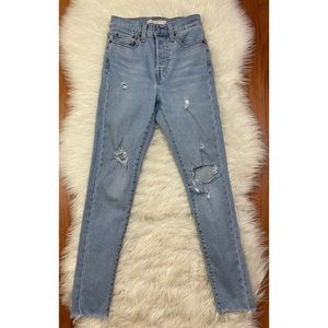 Levi's Wedgie Skinny Fit Distressed Denim Jeans Size 24